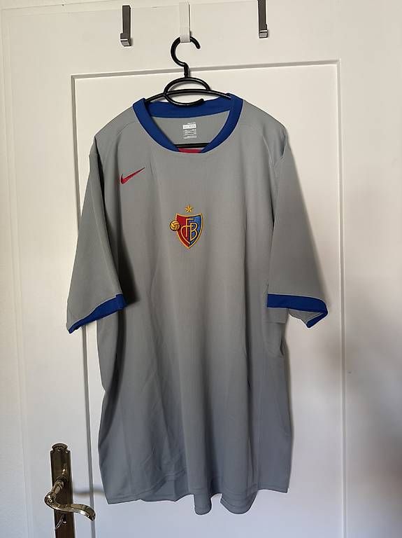 Canottiere & Pantaloni: Fc Basel Trikot XXL – Usato da Basel venduto da momo.st