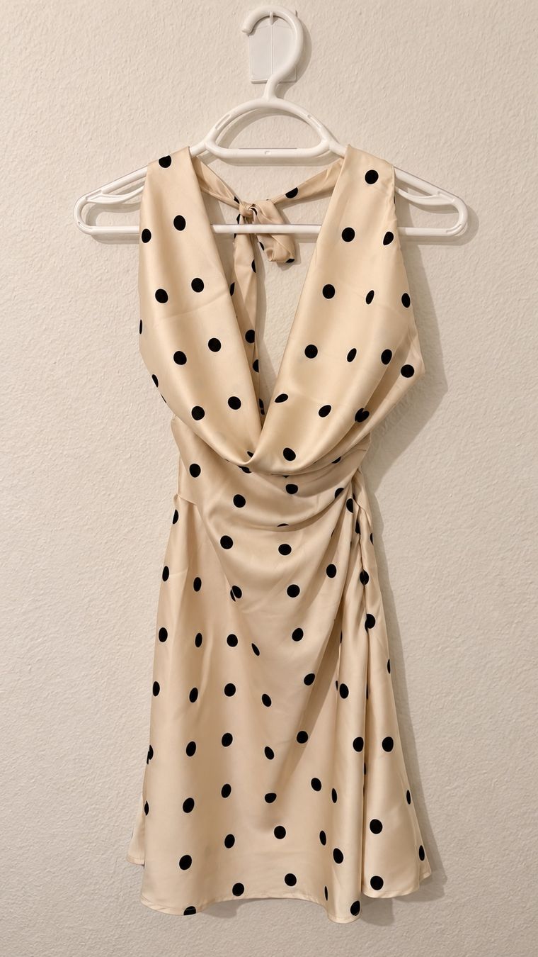 H&M Kleider: Kleid mit Punkten – Grösse S – Neu und originalverpackt aus Schlieren von tub_9jm7