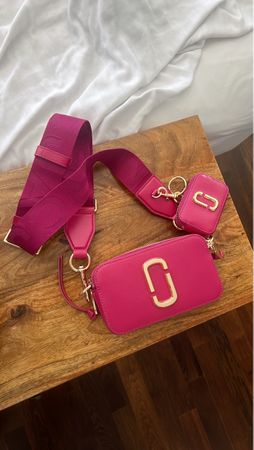 Marc Jacobs The Snapshot Bag with pochette fuchsia NP >500