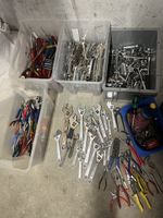Posten mit Viel Werkzeug, Werkstatt
