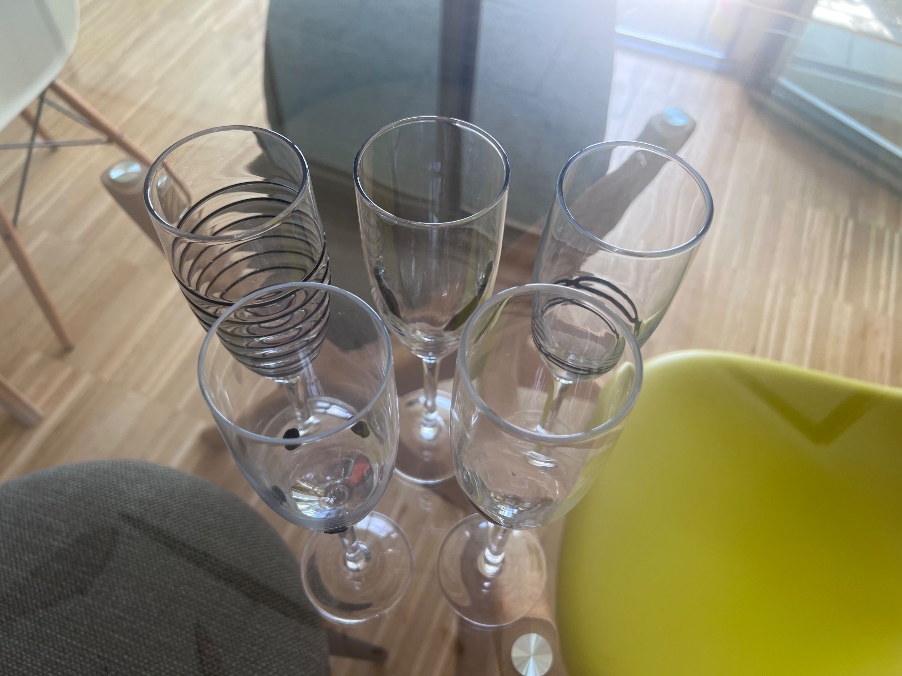 Verres: 5 Champagnergläser – D'occasion à Schlieren par Anne-SophieGa. 1