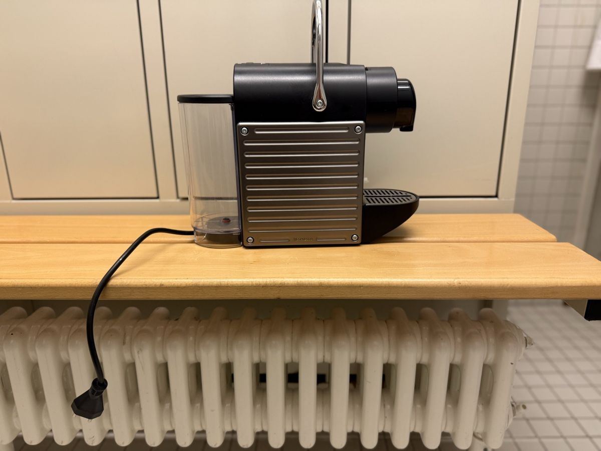 Nespresso Macchine per caffè & Macchine per espresso: Nespresso Kaffeemaschine  – Usato da Zürich venduto da noah_retails 2