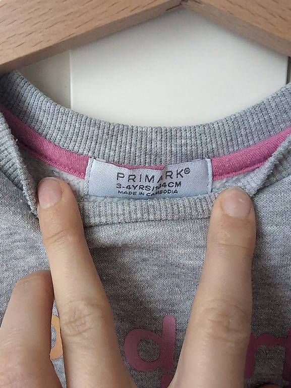 Pullover & Sweatshirts: Pullover Gr. 104 – Gebraucht aus Alberswil von __colafroeschli__ 2
