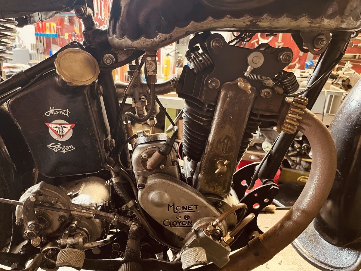 Route: Oldtimer Motorrad MONET GOYON 1930 – D'occasion à Niederhasli par Rudge1 6