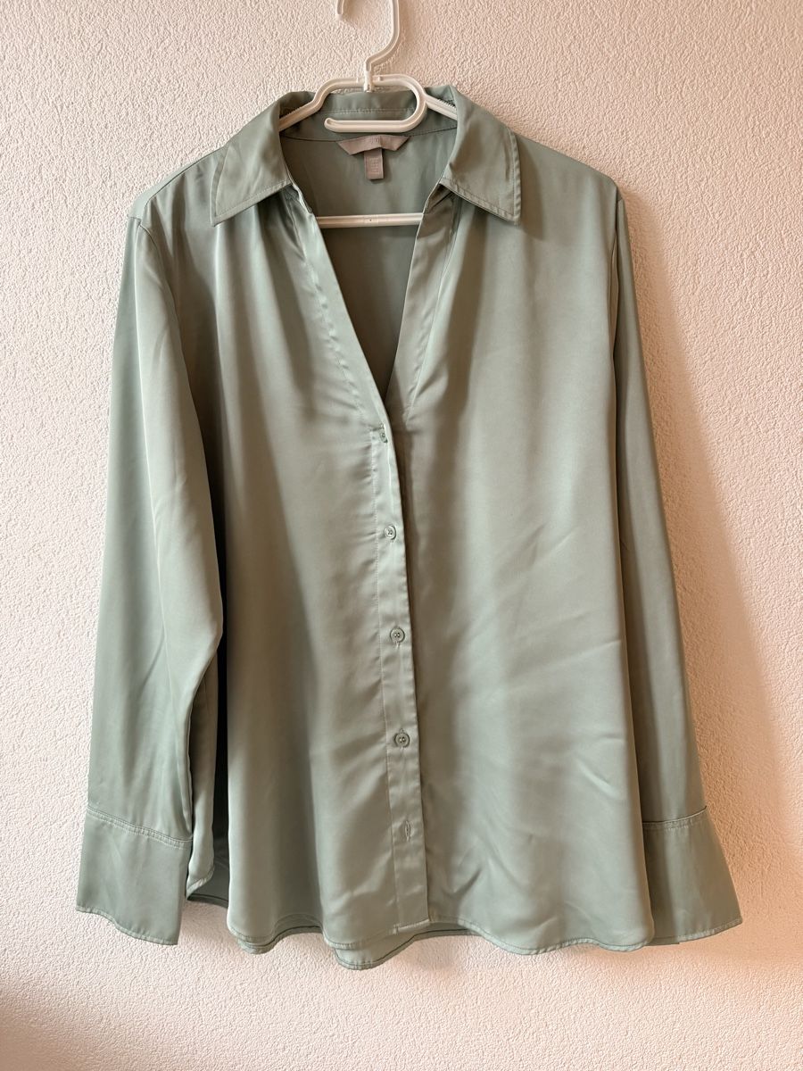 H&M Camicette: Chemise satinée verte taille M  – Usato da Martigny venduto da mth1719