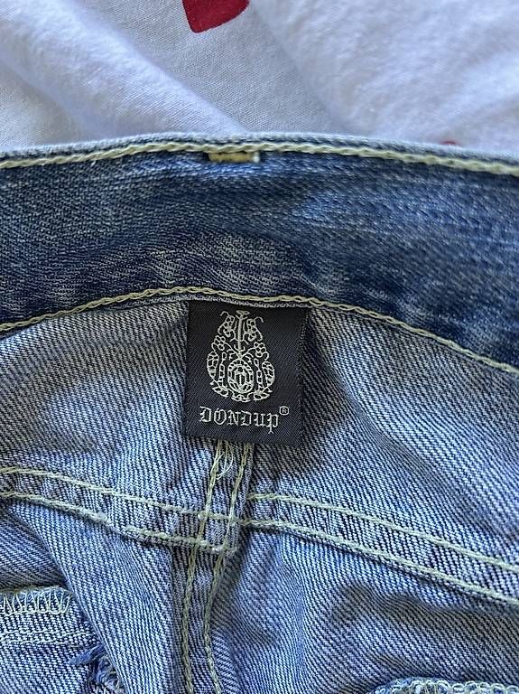 Jeans: HELLBLAUE STRAIGHT-LEG JEANS – D'occasion à Zürich par cla_l2t2 3