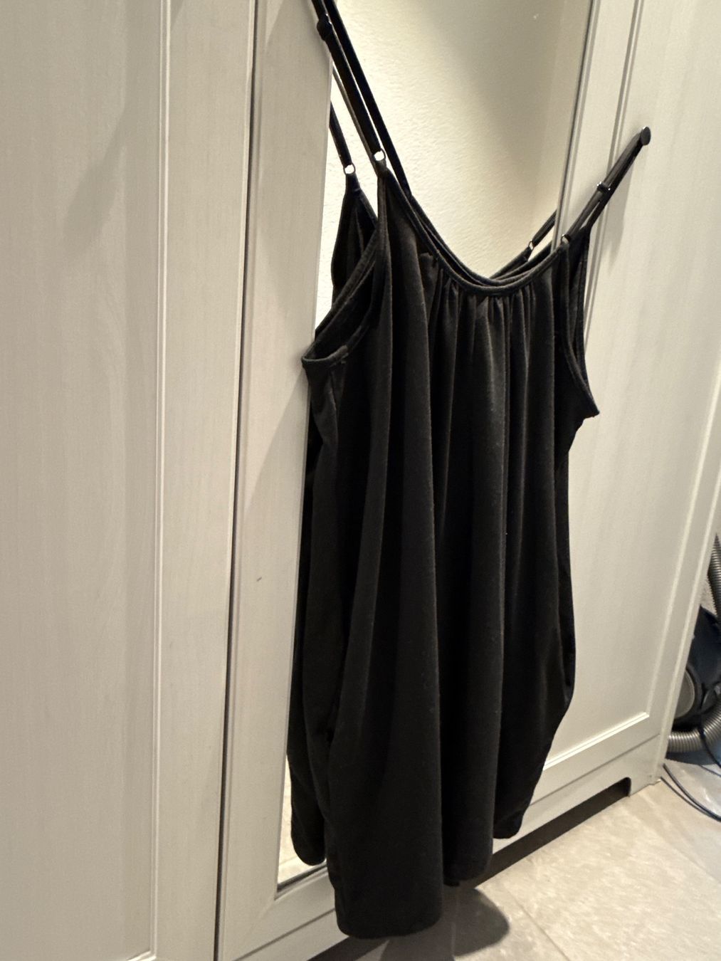 Tute: Jumpsuit Shorts, L / XL – Usato da Amriswil venduto da used2use 2