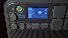 Bluetti AC200MAX PowerStation