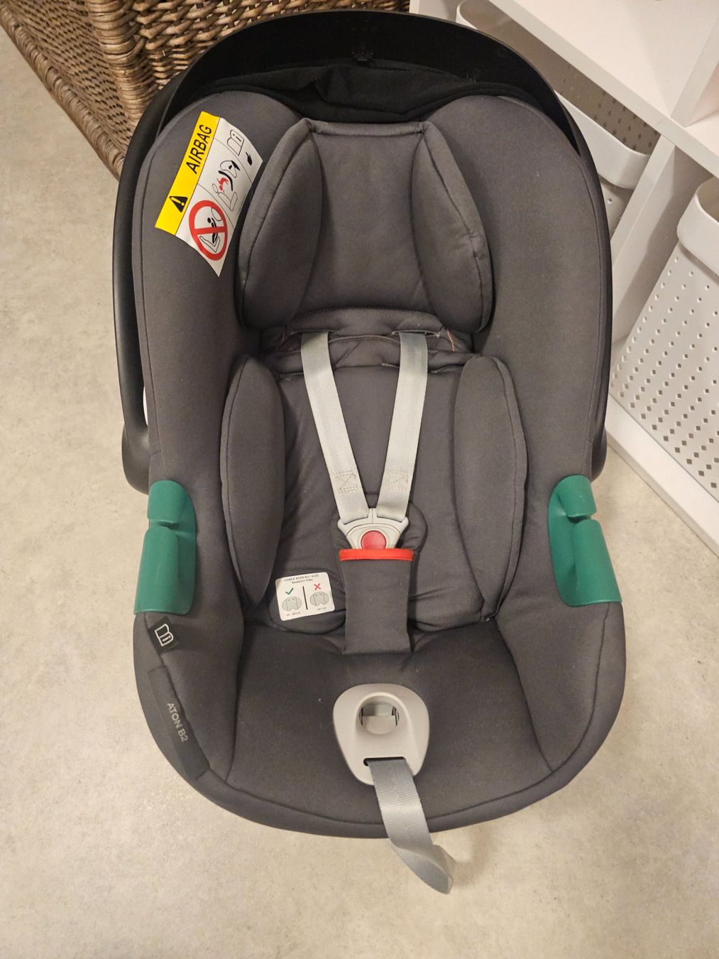 Cybex Seggiolini per auto: Siège auto Cybex Aton B2 i-Size parfait état – Usato da Sornetan venduto da T.a333 5