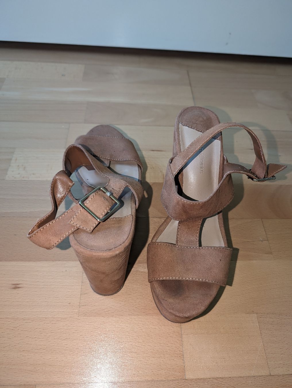 Scarpe da donna: Schuhe – Nuovo (secondo la descrizione) da Wallisellen venduto da sca97