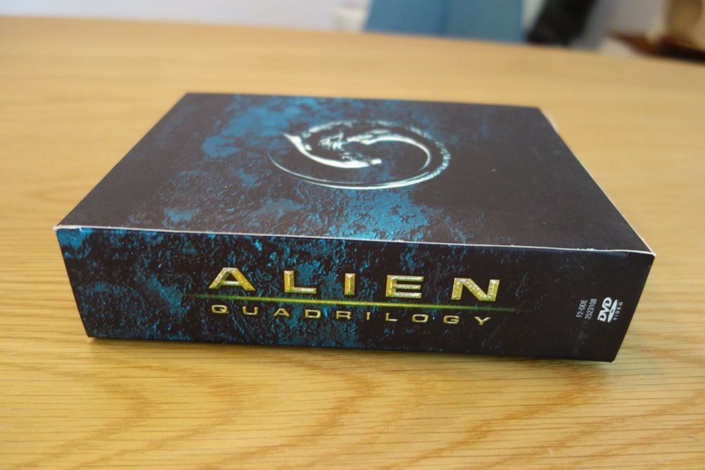 Alien Quadrilogy, 9 DVDs | Kaufen auf Ricardo