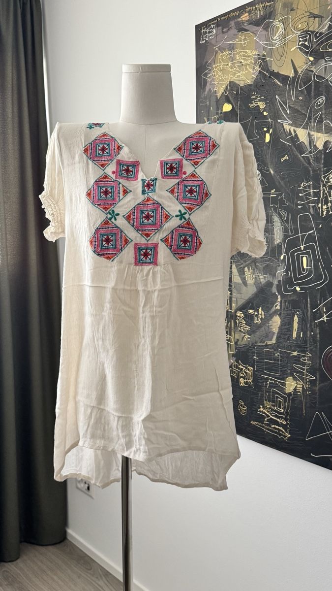 Tuniken: Kristals Damen Tunika  – Neu (gemäss Beschreibung) aus Mörigen von TimelessFinds