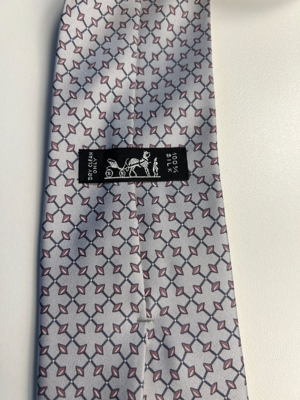 Hermès Cravates: Hermès Kreuz Krawatte – Neuf (Voir description) à Bern par kurtikobolt74 2