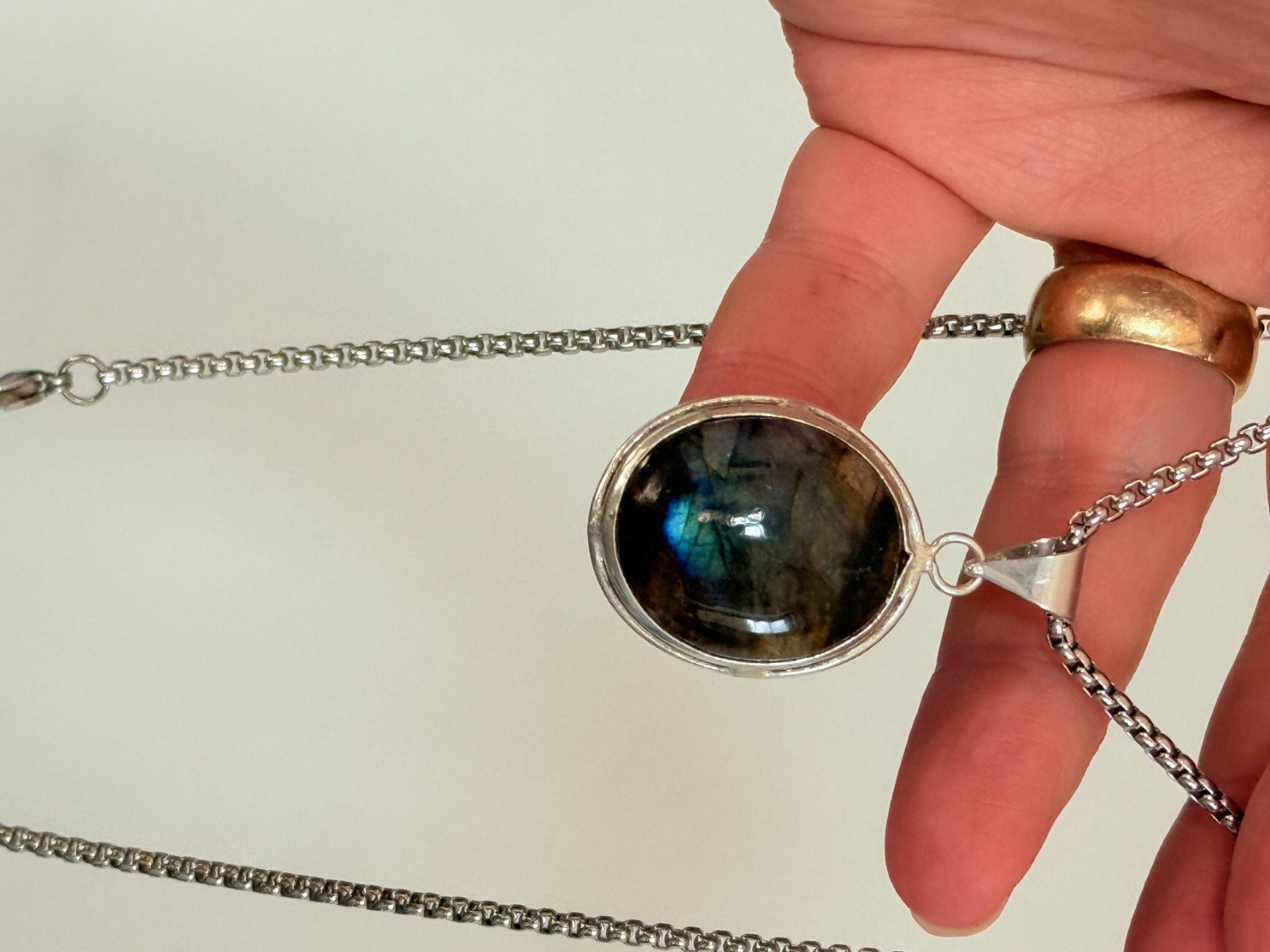 Catenine: Collier Labradorite✨ Pendentif Unique – Nuovo e nell'imballaggio originale da Genève venduto da AGBERG 9