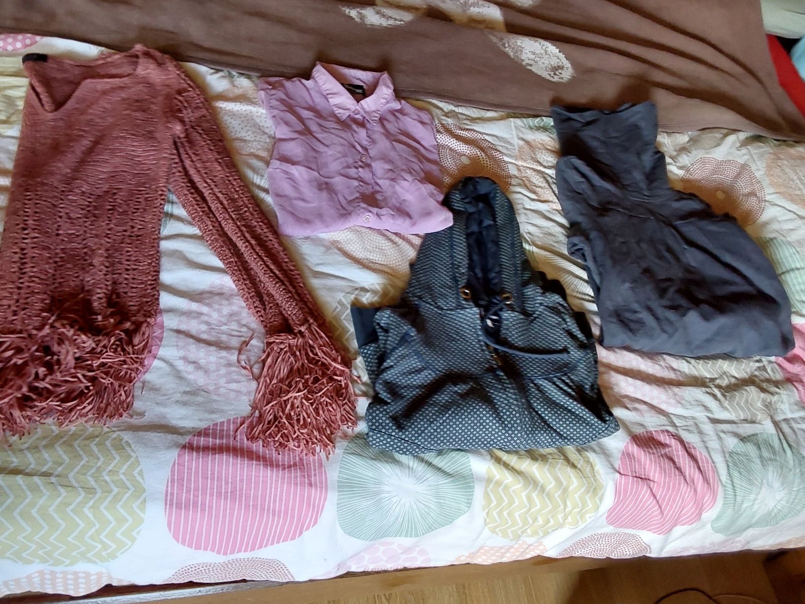 Lotti di vestiti: Tolles buntes Kleiderpaket Gr.S – Usato da Döttingen venduto da Verkauf 2