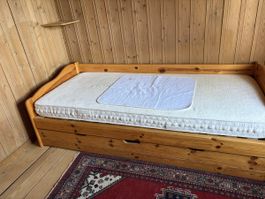 Bett Doppelcouch ab 1.-
