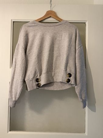 ASOS Damen Sweatshirt mit Knöpfen, Grösse 42, Top Zustand!