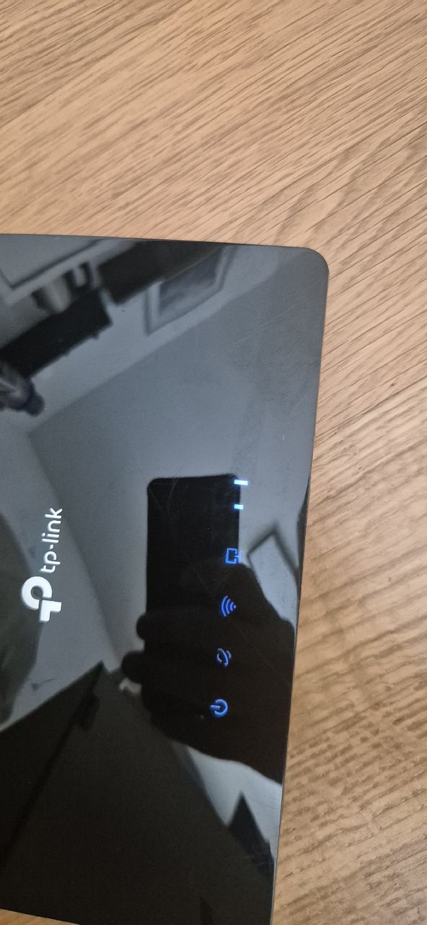 TP-Link Modems & Routeurs: TP-Link Archer MR200 4G-LTE Modem – D'occasion à Beringen par Zsuzsi94 4