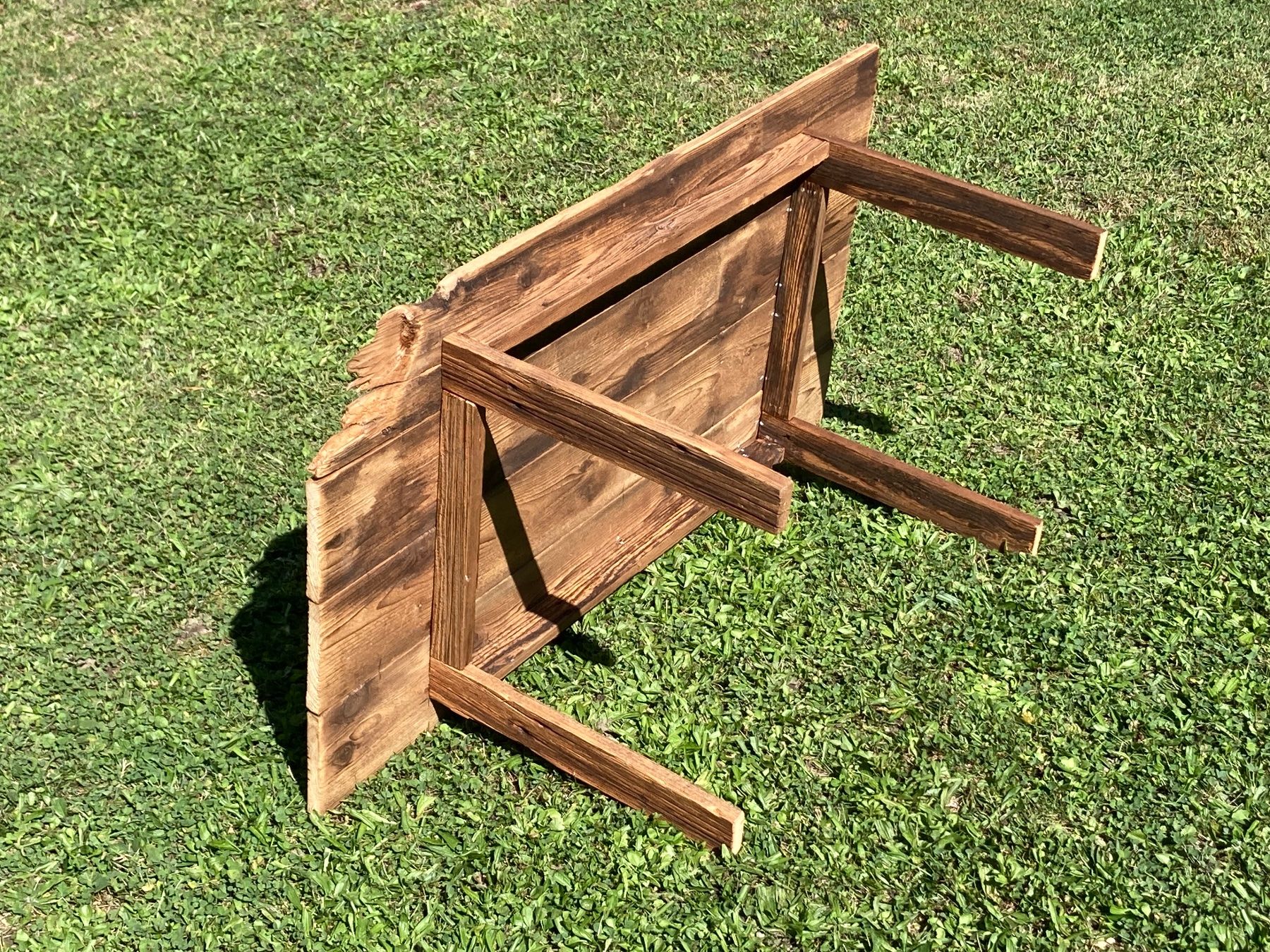 Tische: Spezieller Altholztisch 107x57cm – Neu (gemäss Beschreibung) aus Domat/Ems von Stein_und_Holzbruch 8