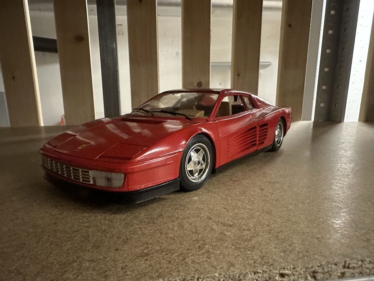 Bburago Modellini d'auto: Ferrari Testarossa Modellauto 1:18 – Usato da Zürich venduto da ner_j6xn