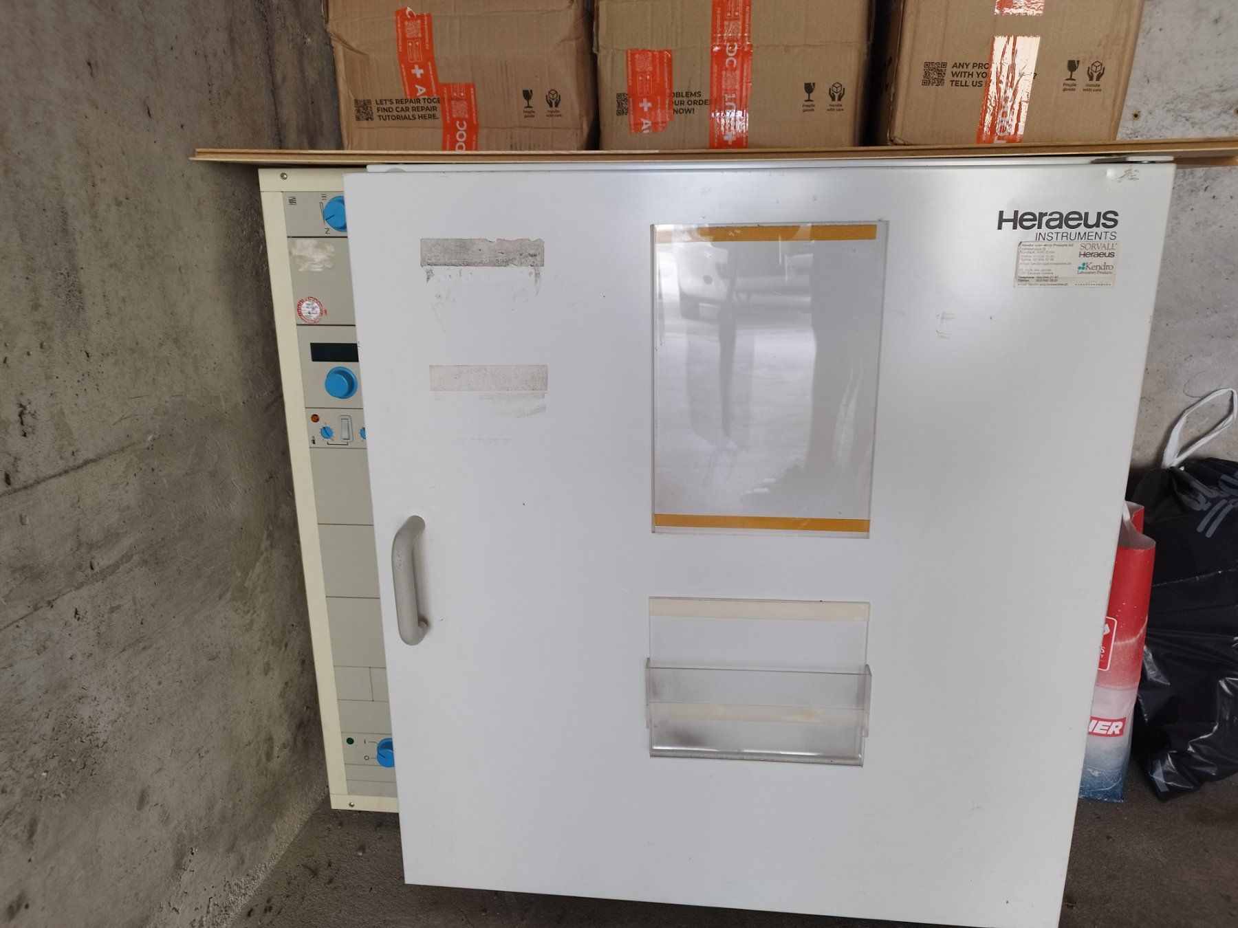 Sonstiges Tierzubehör: Heraeus Instruments Inkubator – Gebraucht aus Escholzmatt von Cornix 1