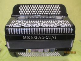 Akkordeon Mengascini IV