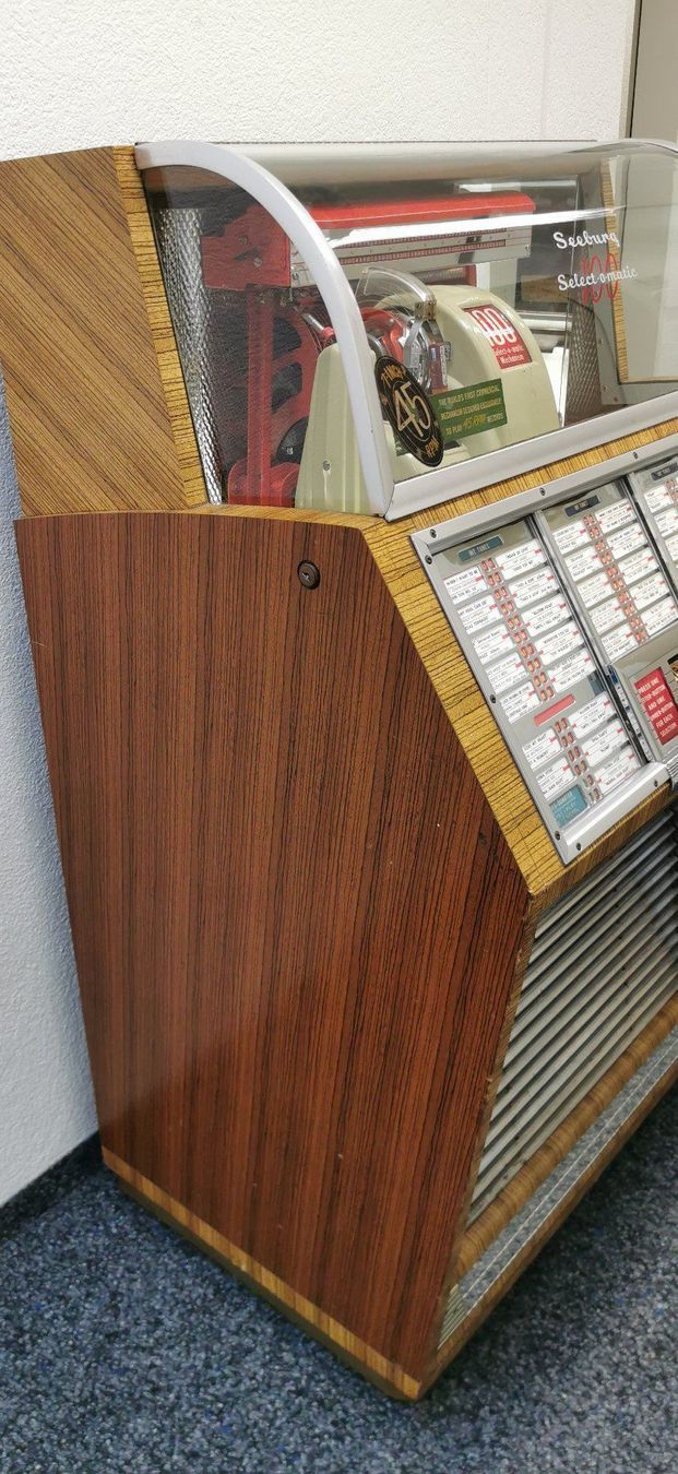 Jukebox: Musikbox Seeburg M100B – Usato da Geroldswil venduto da jukeman 2