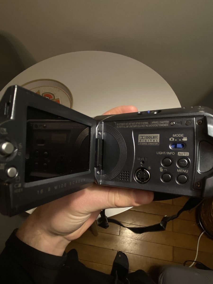 JVC Videocamere: JVC GZ-MG37E Hard Disk Camcorder – Usato da Basel venduto da rob_t87g 4