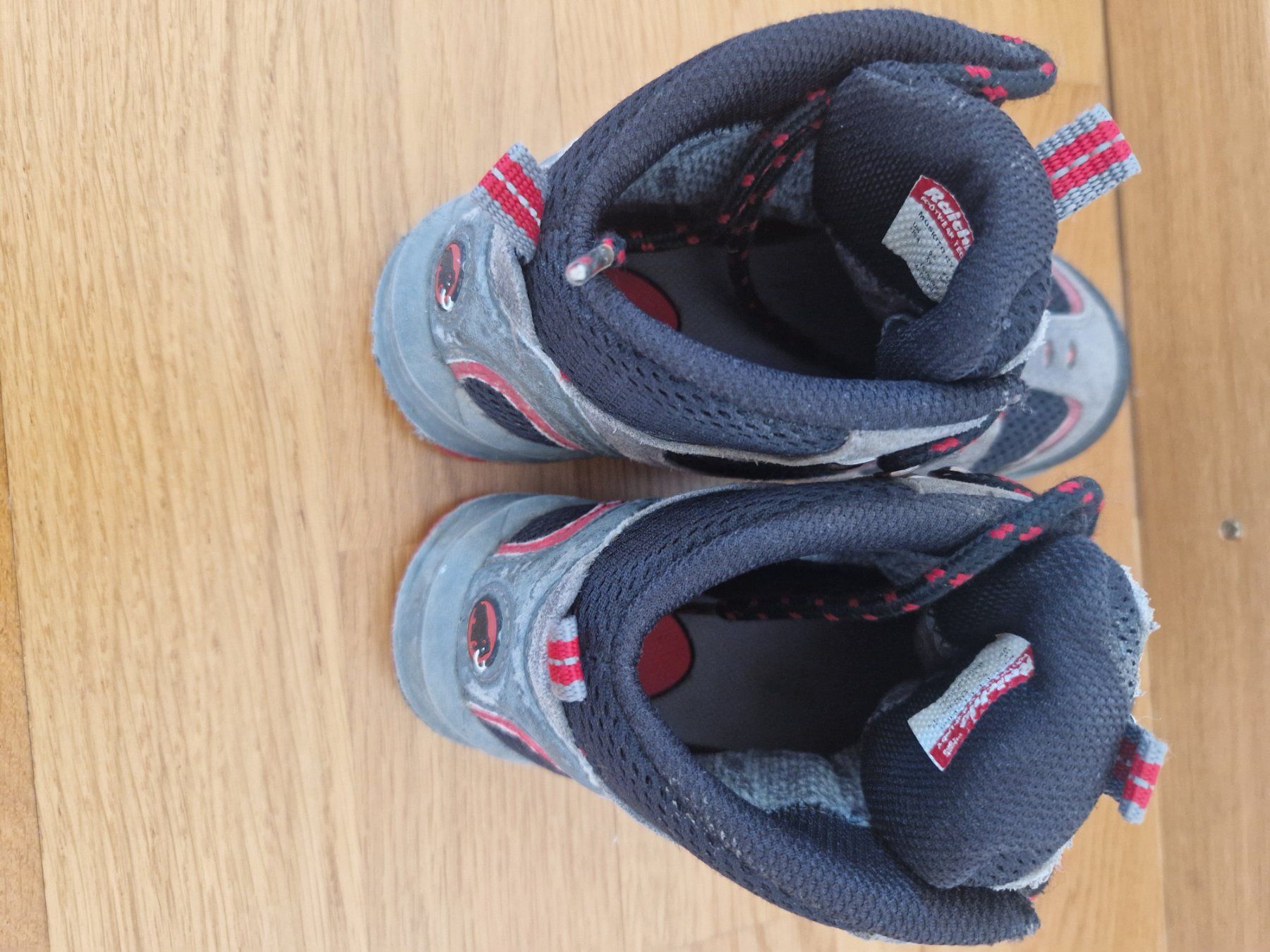 Mammut Scarpe da uomo: Robuste Mammut Wanderschuhe Gr. 32 – Usato da Buchs venduto da sonjaja 5