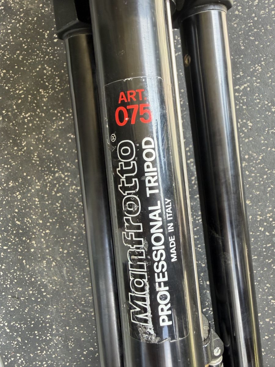 Manfrotto Treppiedi & Teste: Kamerastativ Manfrotto – Usato da Zürich venduto da Muck74 3