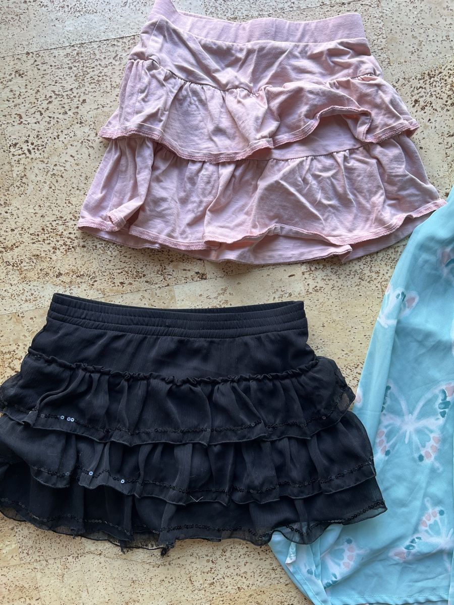 Lotti & Set di vestiti: Schönes Mädchenpaket Größe 128 – Usato da Schmitten FR venduto da mar_jk2r 3