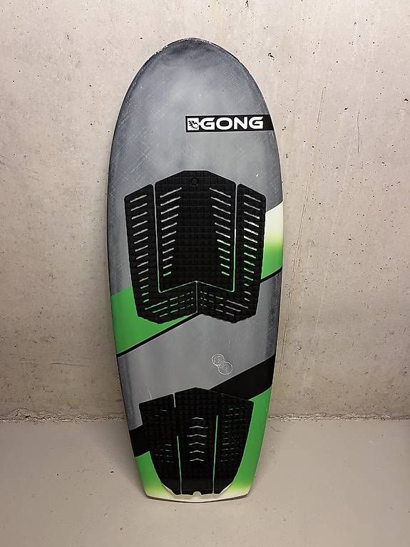 Gong Tavole da surf e di nuoto: Foil GONG Allvator complet + planche GONG – Usato da Lausanne venduto da vad_j7cw 2
