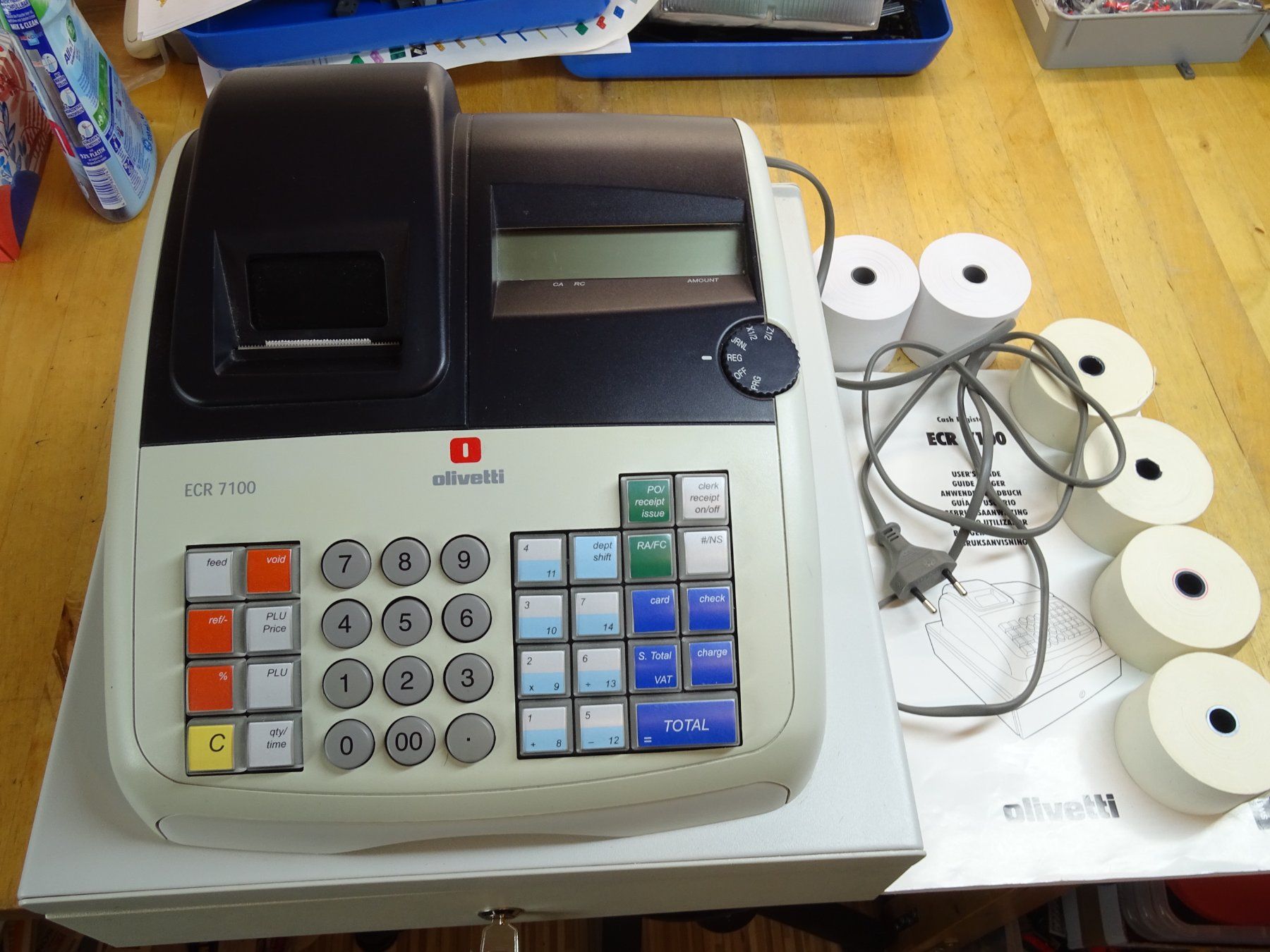 Olivetti Registratore di cassa: Olivetti ECR7100 Registrierkasse – Usato da Wohlen AG venduto da Bricktoys