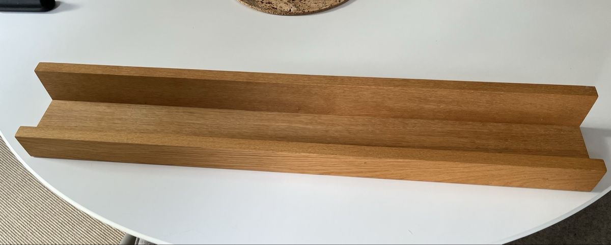 Regale: Wandregal, Bilderleiste Eiche massiv, 80cm – Gebraucht aus Affoltern am Albis von Silber79
