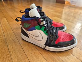 Nike Air Jordan 1 Mid SE