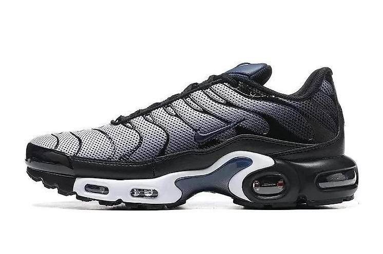 Nike Scarpe da uomo: Nike Air Max Plus TN Schwarz – Nuovo (secondo la descrizione) da Ennetbürgen venduto da lel_8kf7