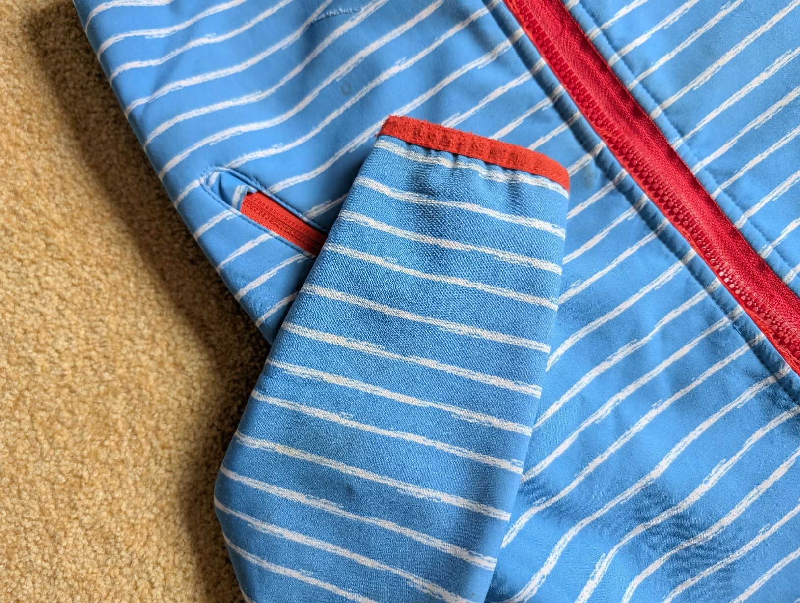 Tchibo Jacken & Mäntel: Softshell, Gr. 122/128 – Gebraucht aus Winterthur von voan 3