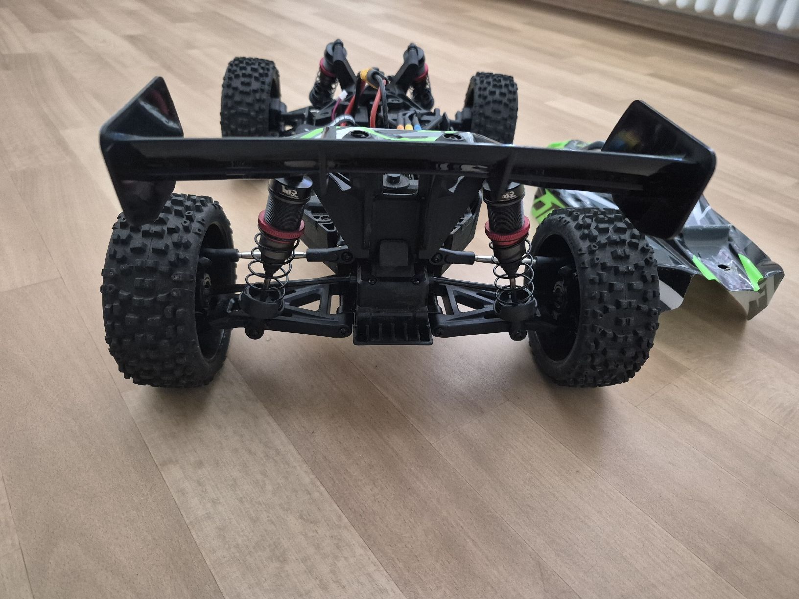 RC Kits de montage: Hobbytech Buggy Rogue 2.0 Grün RTR 1:8 – Neuf (Voir description) à Dielsdorf par BARDARRU 3