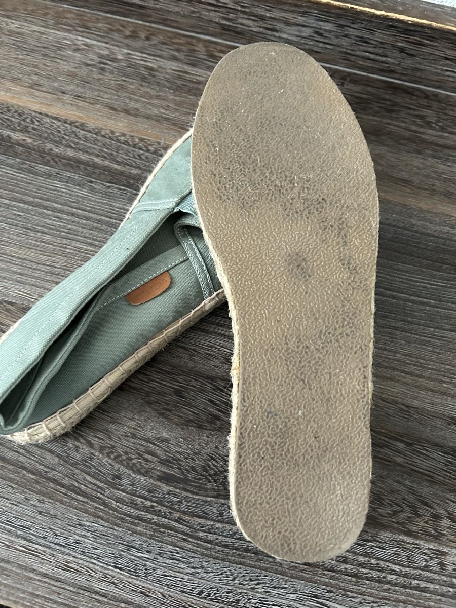 Chaussures femmes: Sommer Espadrilles, hellgrün  Neu  – Neuf (Voir description) à Beringen par Sternli650 2