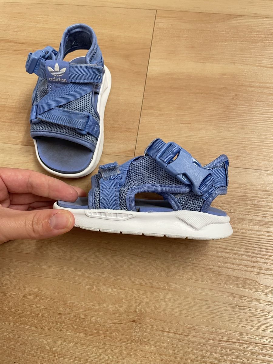 Adidas Schuhe für Jungen: Adidas Sandalen, Gr. 23, Sommer! – Gebraucht aus Ried b. Kerzers von yas_p7th 1