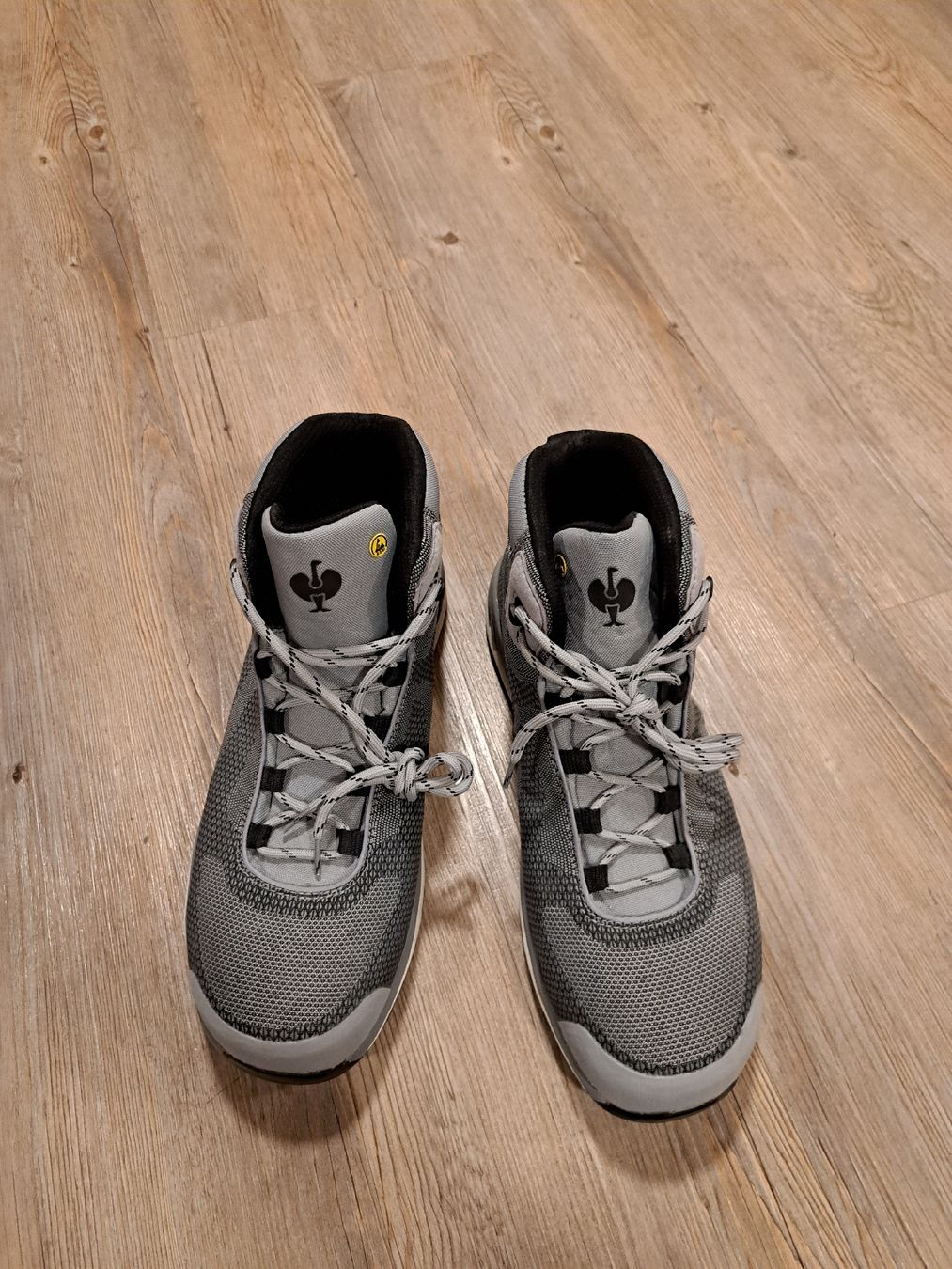 Engelbert Strauss Scarpe da uomo: Engelbert Strauss S3 Sicherheitsschuhe grau Grösse 43 – Nuovo (secondo la descrizione) da Meiringen venduto da Dani.03 1