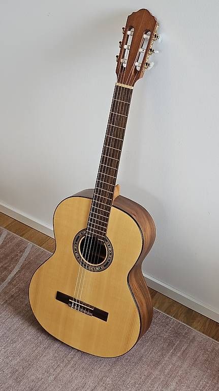 Instruments de musique: Gitarre – D'occasion à St. Gallen par Ataraxis
