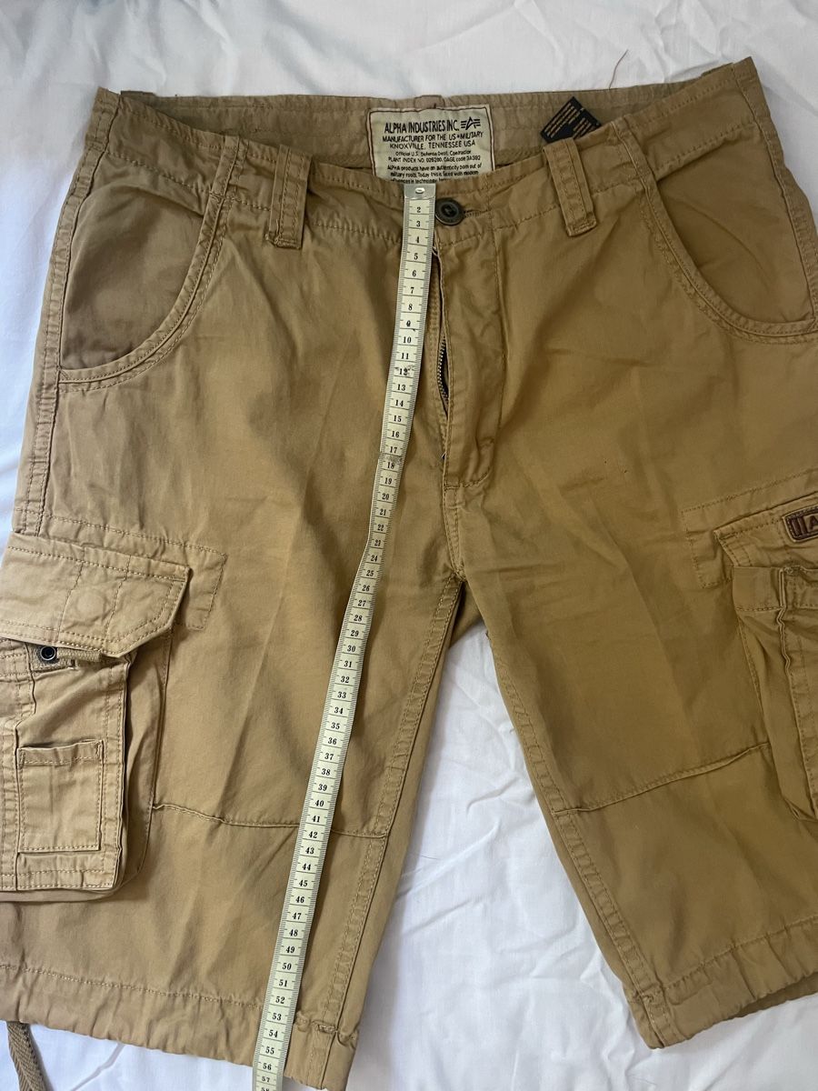Alpha Industries Pantaloni: Alpha Industries Cargo Shorts – Nuovo (secondo la descrizione) da Kreuzlingen venduto da Albert0013