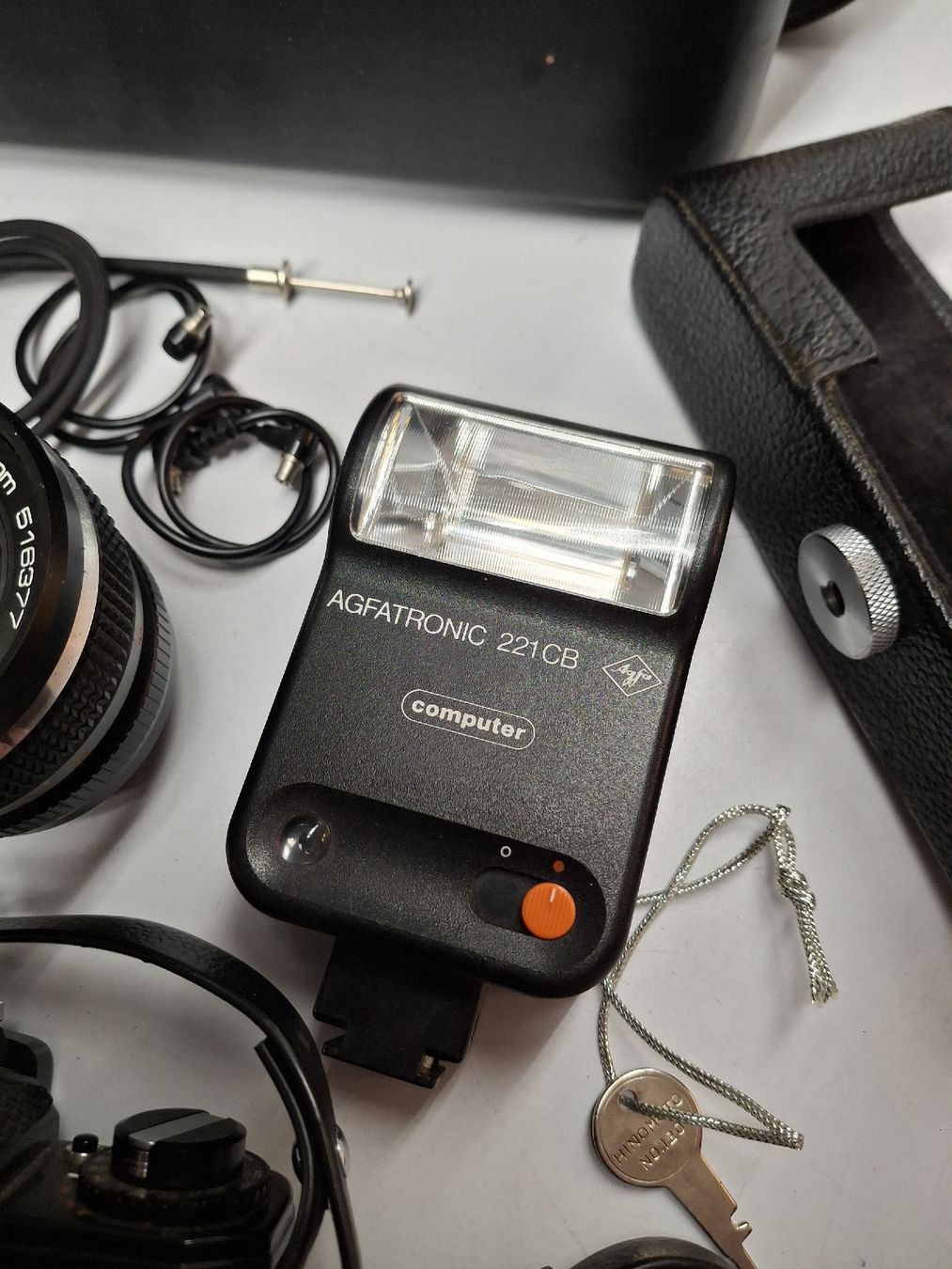 Fotocamera: Chinon CE Memotron inkl. 3 Objektive – Usato da Fislisbach venduto da HurtiBrocki 5