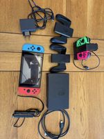 Nintendo Switch 1 Konsole mit Zubehör gebrauchter Zustand