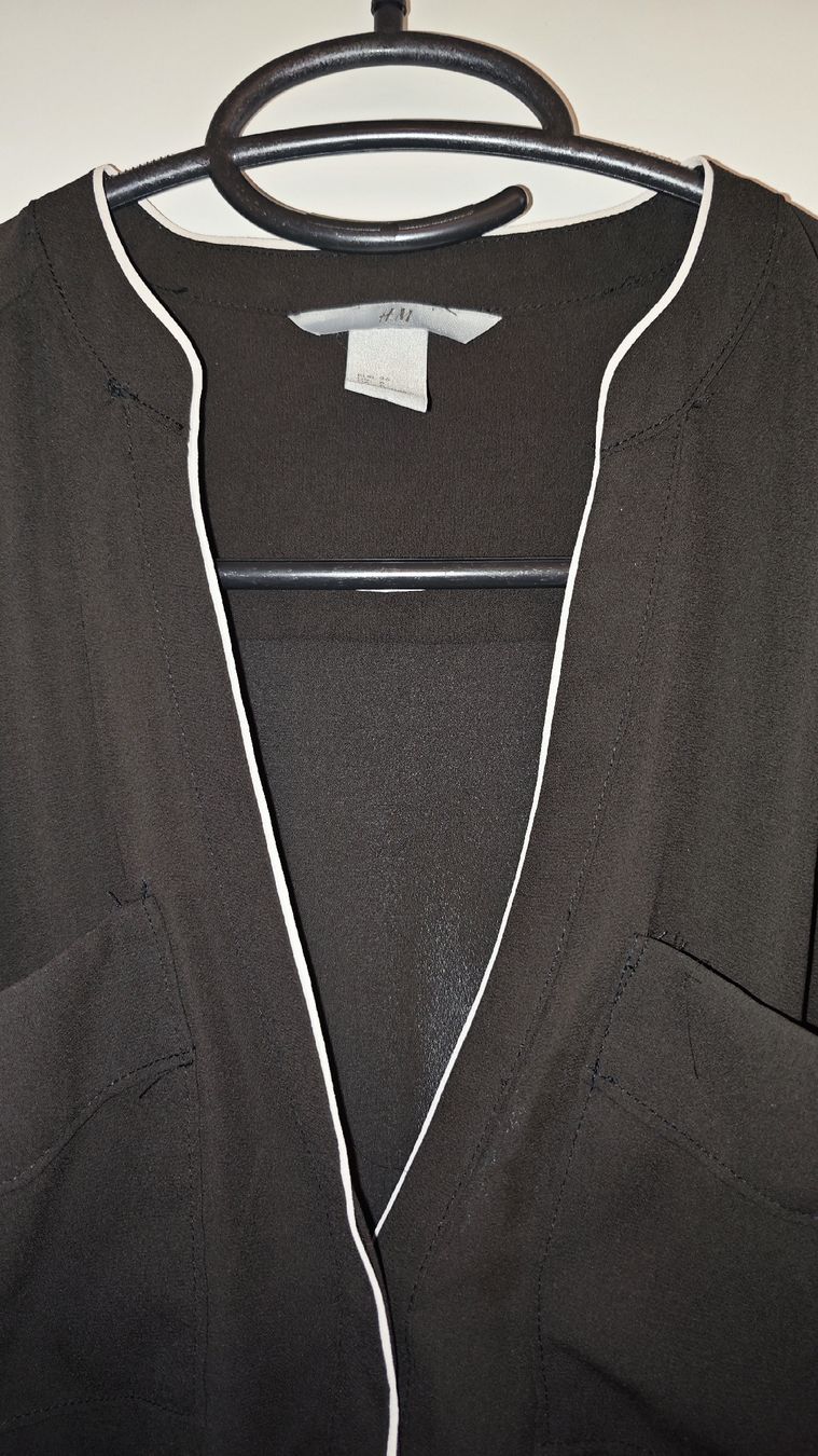 H&M Camicette: Schwarze H&M Bluse, Grösse 36 – Usato da Bülach venduto da mastika82 4