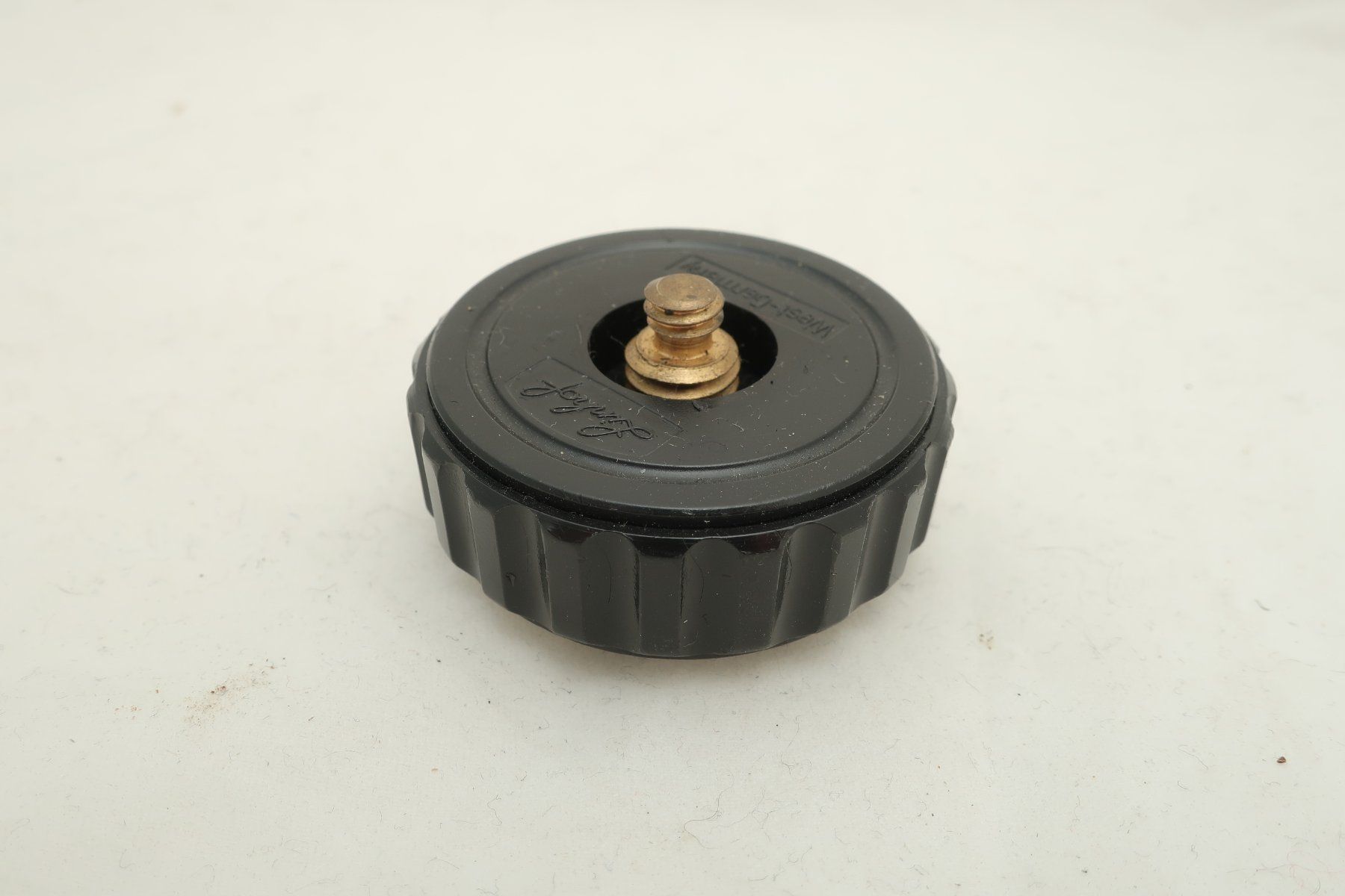Linhof Stative & Köpfe: Original Linhof Stativ Teller D 44mm mit 3/8" & 1/4" – Gebraucht aus Zürich von dnk_nrd8