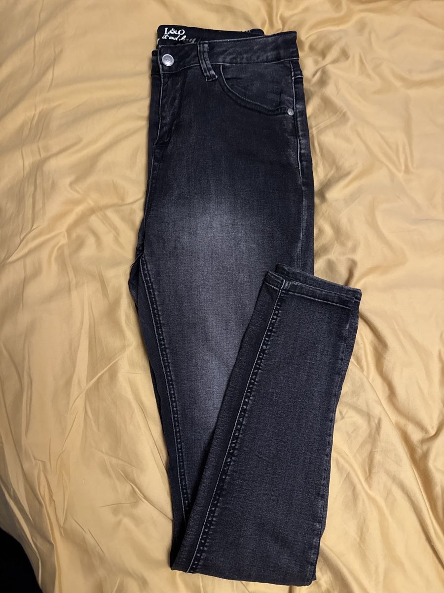 Jeans: Jeans Hose L&D, Gr. 34 – Nuovo (secondo la descrizione) da Wald ZH venduto da evelyne.street