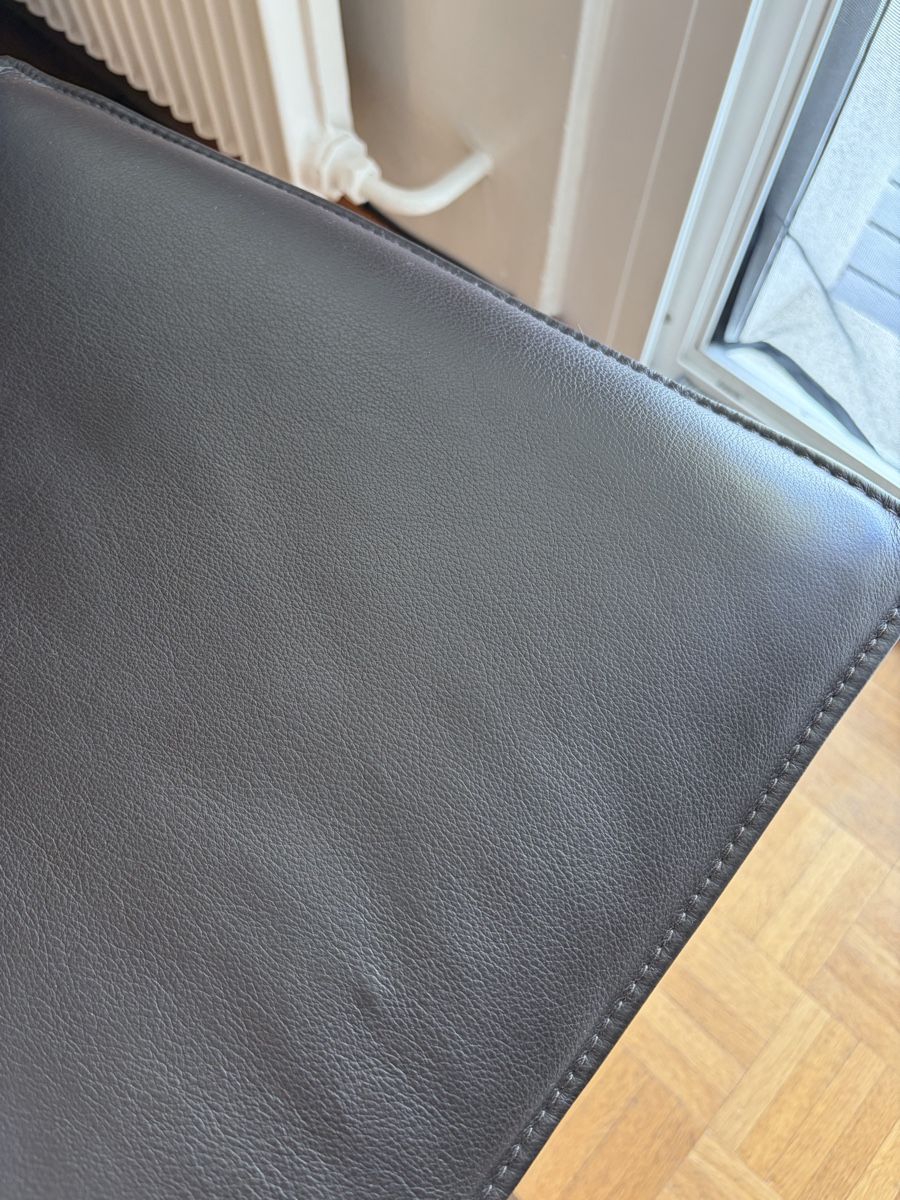 Livique Sedie: Leather Dining chair dark brown  good condition – Usato da Zürich venduto da dor_9l9g 2