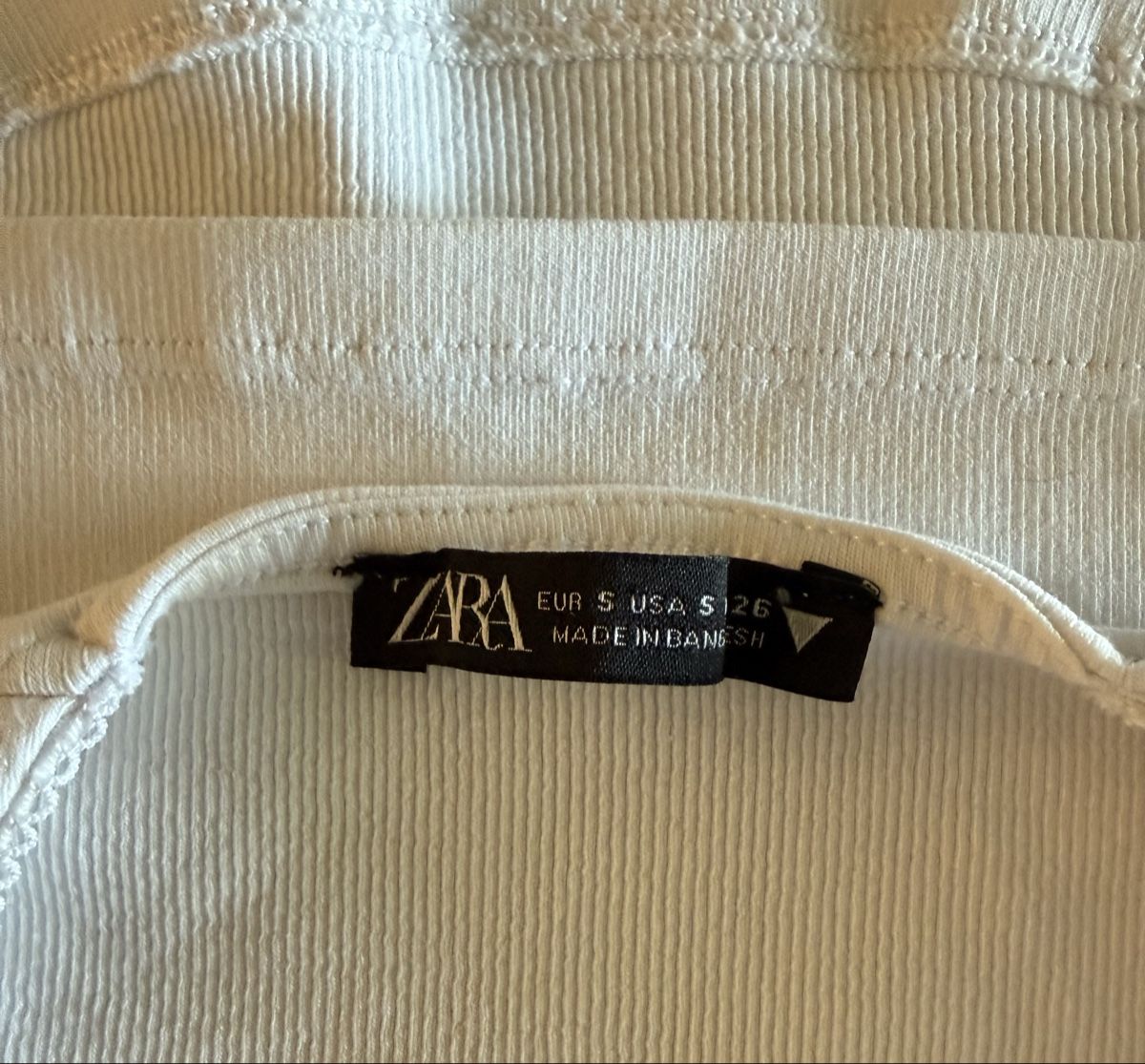 Zara Tops: ZARA, Top, Grösse S  – D'occasion à Anglikon par Haraldinho 2